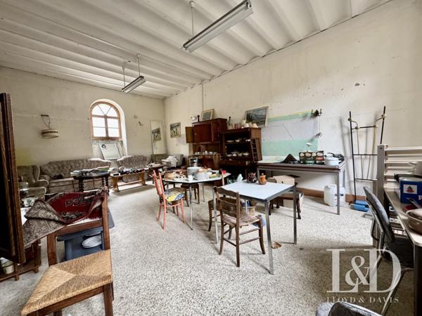 Ancien couvent en Ardèche : 1400 m² pour projet touristique, évènementiel, ludique ou hôtelier