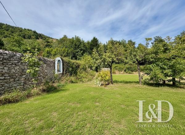 Ancien couvent en Ardèche : 1400 m² pour projet touristique, évènementiel, ludique ou hôtelier