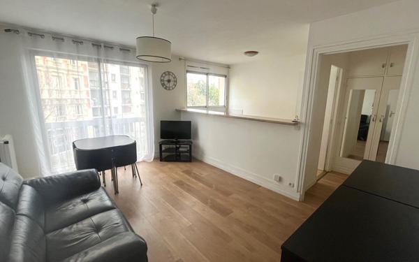 Appartement à vendre    2 pièces • 40,95 m2 Vincennes