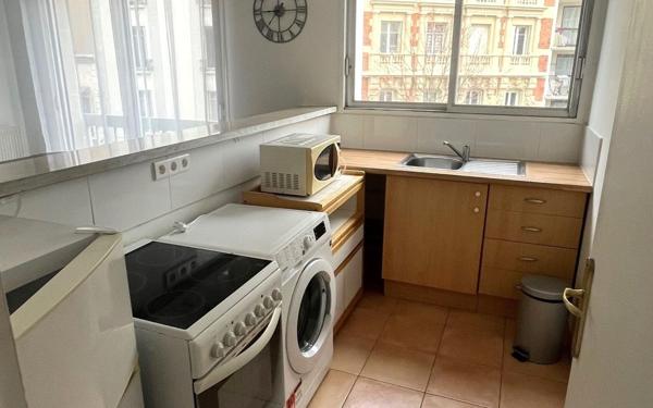 Appartement à vendre    2 pièces • 40,95 m2 Vincennes