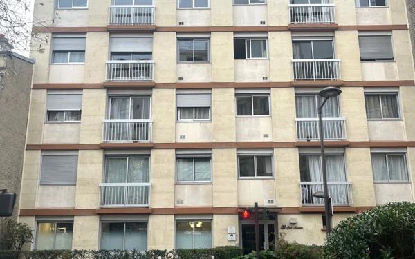 Appartement à vendre    2 pièces • 40,95 m2 Vincennes