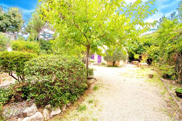 Marseille 11ème/ Les Camoins / Maison / Terrain