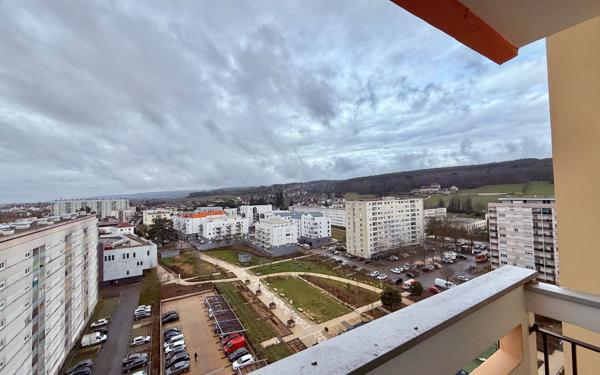 Appartement à vendre    5 pièces • 92,29 m2 Chenôve