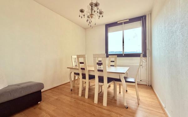 Appartement à vendre    5 pièces • 92,29 m2 Chenôve