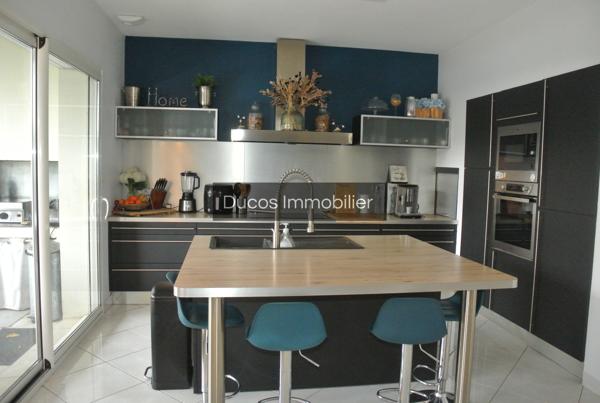 Belle MAISON d'architecte située à Marmande, à 1 H de Bordeaux.