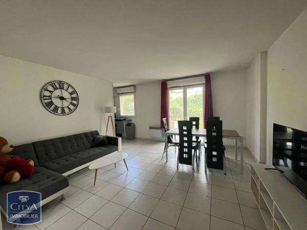 Appartement à louer 2 pièces 48.39m²