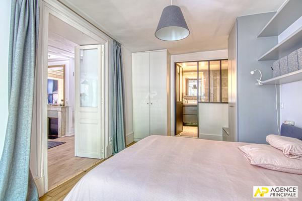 Versailles Notre-Dame Avenue de St-Cloud - Appartement 5 pièces de 95 m² situé au 2ème étage d'un immeuble XVIIIème €795 000 ** - Référence 27519