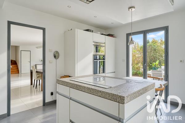 Maison (prestige) à vendre 9 pièces 205 m² Chatou