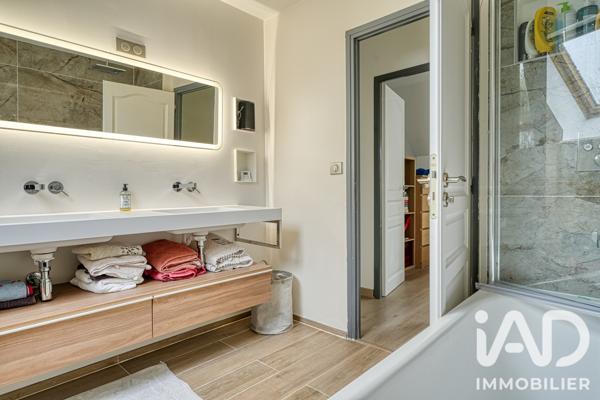 Maison (prestige) à vendre 9 pièces 205 m² Chatou