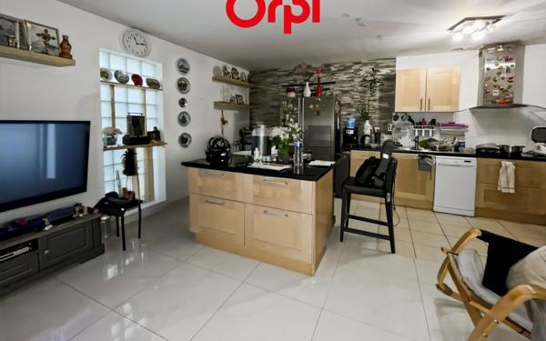 Appartement à vendre    2 pièces •  Orly