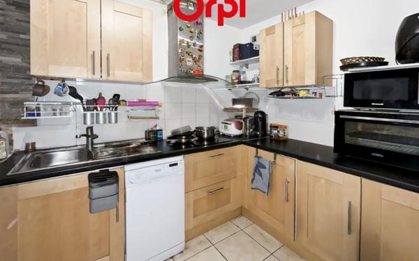 Appartement à vendre    2 pièces •  Orly