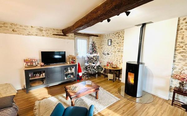 Maison à vendre    6 pièces •  Étampes