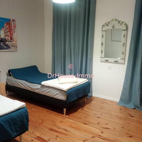 Maison à vendre 10 pièces de 273 m²