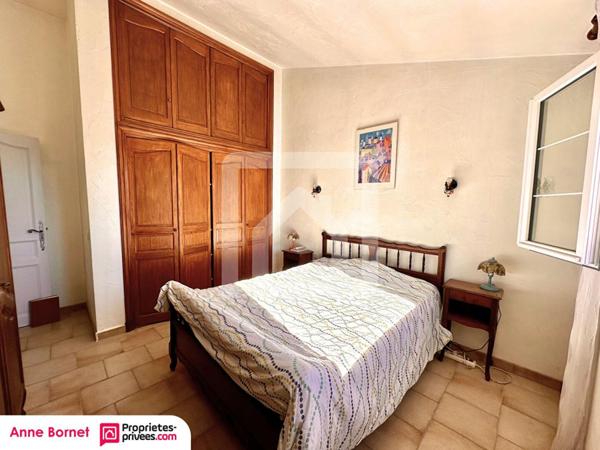 Villa individuelle 6 pièces 148 m2 avec jardin arboré, terrasse et cave