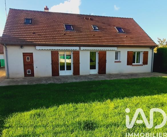 Maison à vendre 6 pièces 140 m² Averdon