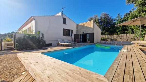 Uzès (30700) A vendre superbe villa à seulement 3 minutes d'Uzès