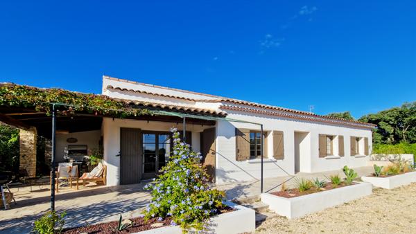 Uzès (30700) A vendre superbe villa à seulement 3 minutes d'Uzès