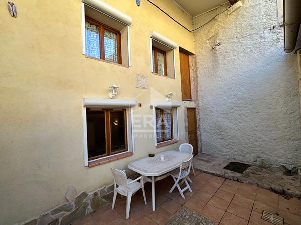 Maison Bayons 2 chambres + cave + extérieur + terrasse
