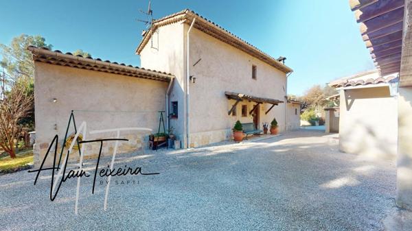 Grande familiale 4 chambres, studio et 1 bureau