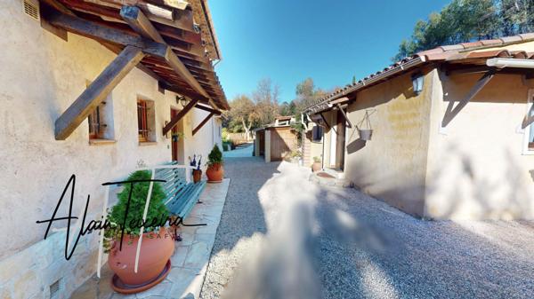 Grande familiale 4 chambres, studio et 1 bureau