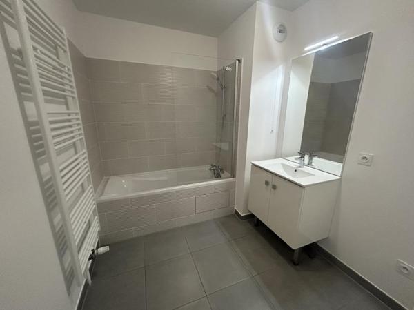 Location Appartement 3 pièces 65.92 m² - Alfortville 94140