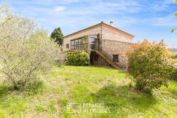 Ancienne métairie du XVIIème proche des commodités