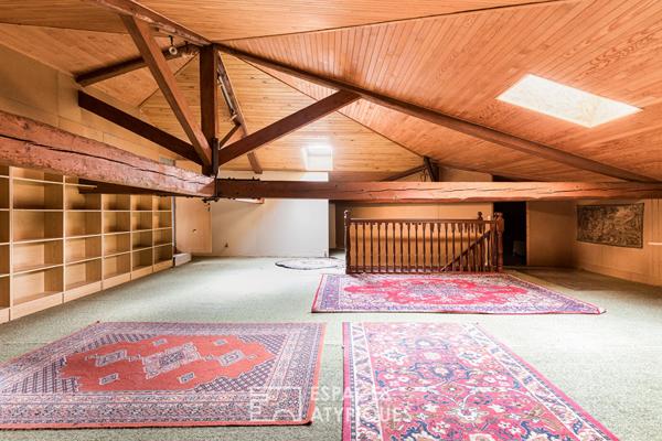 Ancienne métairie du XVIIème proche des commodités