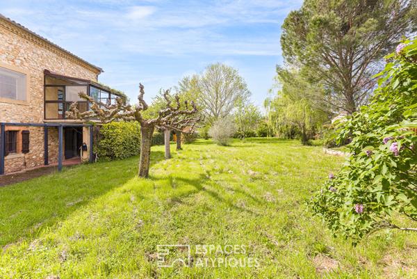 Ancienne métairie du XVIIème proche des commodités