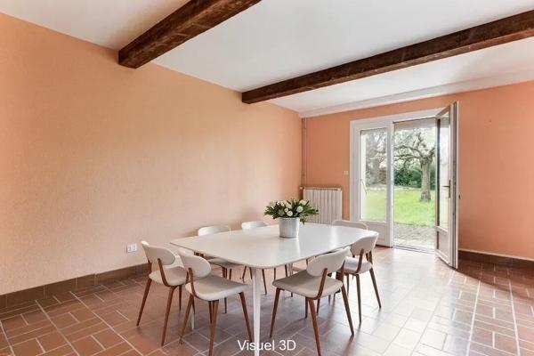 Ancienne métairie du XVIIème proche des commodités