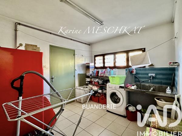 Maison à vendre 8 pièces 158 m² Les Mées