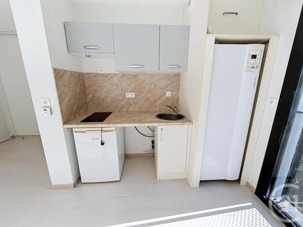 Appartement F1 à vendre  1 pièce - 25,82 m 2   LA ROCHELLE  - 17