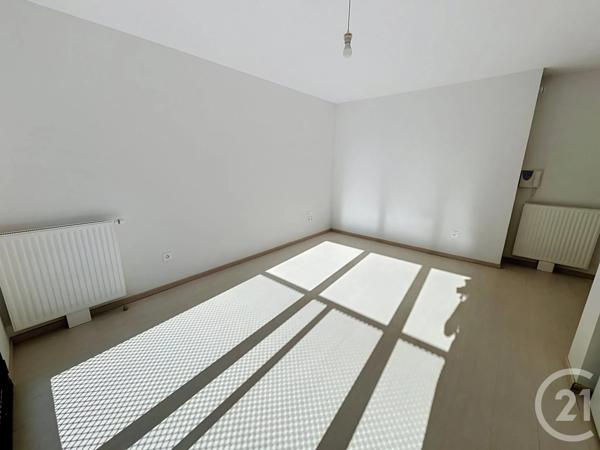 Appartement F1 à vendre  1 pièce - 25,82 m 2   LA ROCHELLE  - 17
