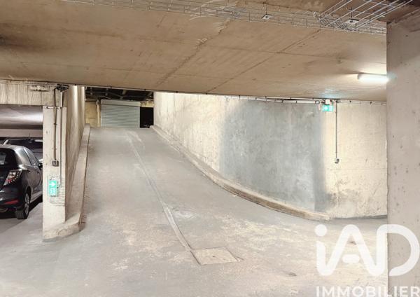 Parking à vendre 15 m² Paris 11