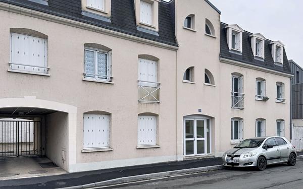 Appartement à vendre    2 pièces • 38 m2 Tours