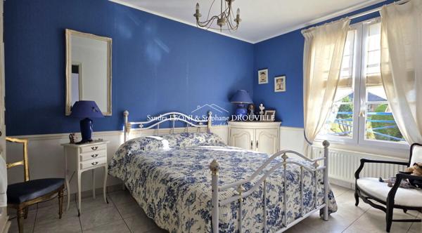 PROCHE EPERNON - MAGNIFIQUE MAISON CONTEMPORAIRE, 7 PIECES + DEPENDANCE