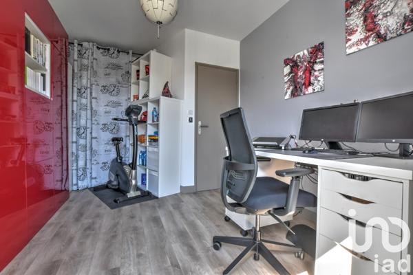 Maison à vendre 6 pièces 163 m² Saint-Priest-Taurion