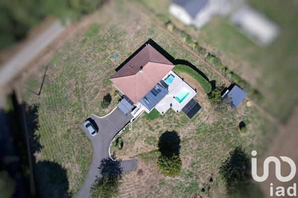 Maison à vendre 6 pièces 163 m² Saint-Priest-Taurion