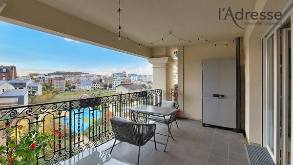 PUTEAUX / Eco Quartier des Bergères (Cour des Ducs) - 3 pièces de 69 m² avec loggia et parking boxé