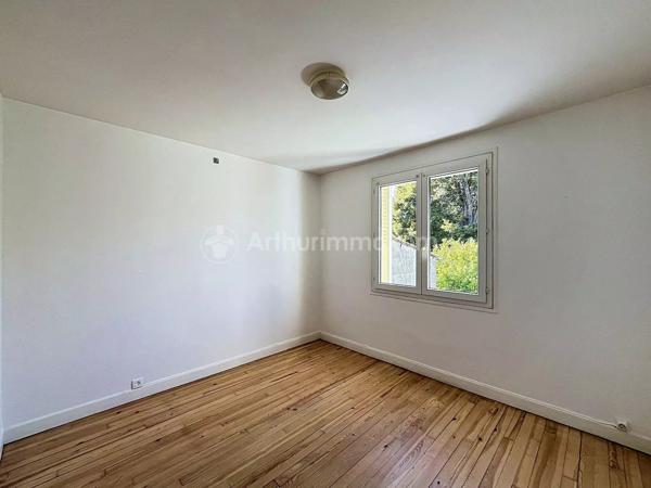 Location                                                      Appartement
                        
                     3 pièces                      60 m2                     à Veyre-Monton