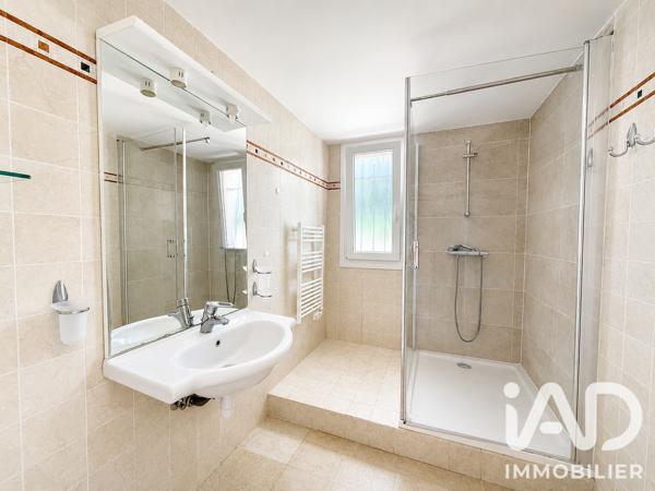 Maison à vendre 5 pièces 135 m² Saint-Vallier-de-Thiey