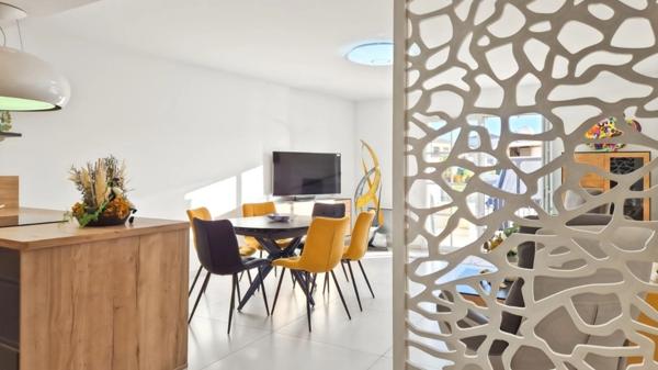 Marina - 3 chambres - 3 salles d'eau et WC + poste d'amarrage + garage