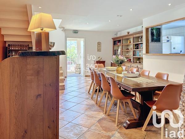 Maison à vendre 8 pièces 258 m² Carqueiranne