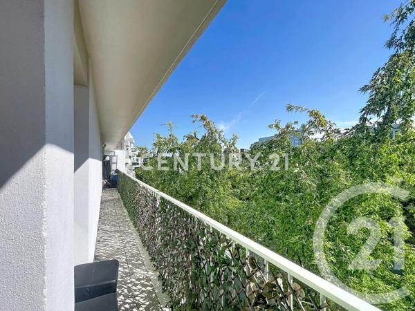Appartement T3 à vendre  3 pièces - 60,91 m 2   NOISY LE GRAND  - 93