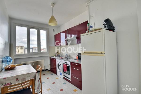 À vendre Spacieux T2 de 53 m² Lyon 8 idéalement situé proche facs et tram (69008)