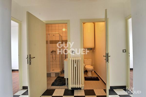 À vendre Spacieux T2 de 53 m² Lyon 8 idéalement situé proche facs et tram (69008)