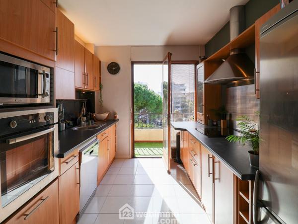 Appartement 90 m² à Marseille 13009