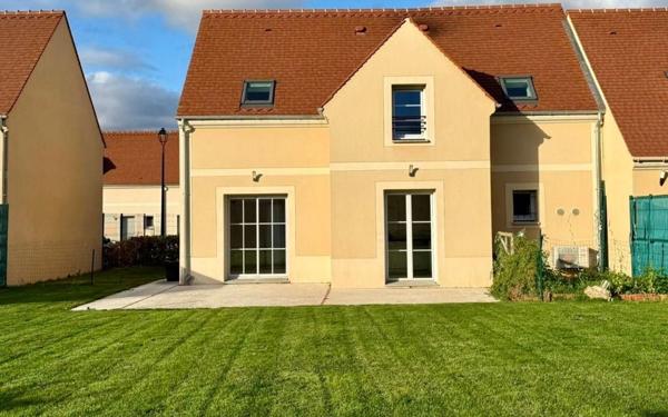 Maison à vendre    5 pièces •  Jouy-le-Châtel