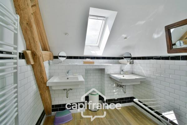 Propriété avec gîtes et chambres d’hôtes dans dépendances séparées et Maison bressane rénovée de 140 m² – Terrain 4374 m² –LOUHANS (71500)