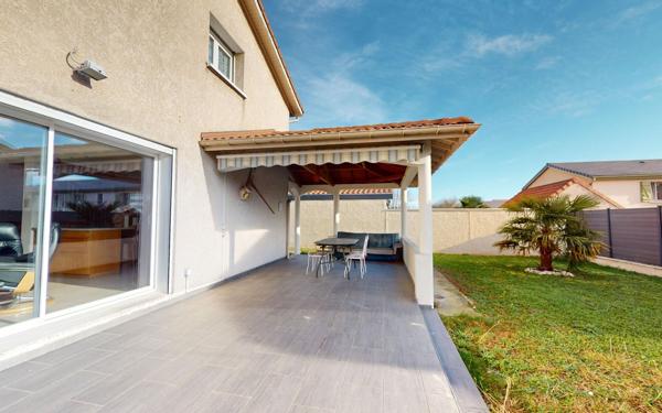 Maison à vendre    6 pièces • 170 m2 Chassieu