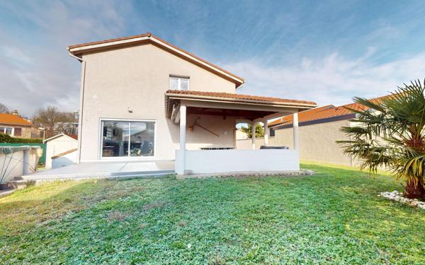 Maison à vendre    6 pièces • 170 m2 Chassieu